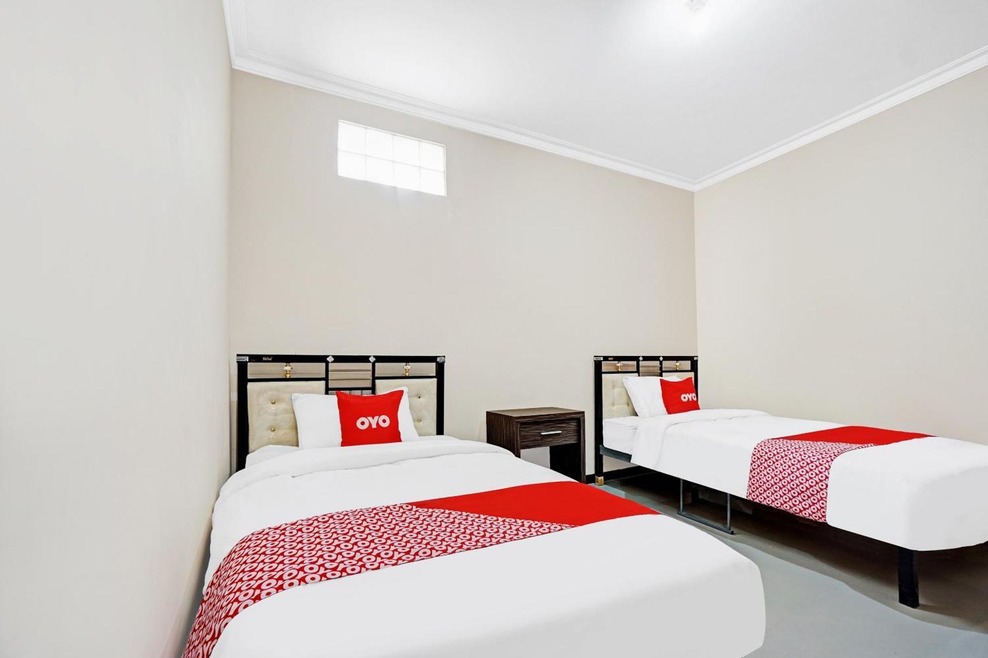 Avisha Guest House Syariah مالانغ المظهر الخارجي الصورة